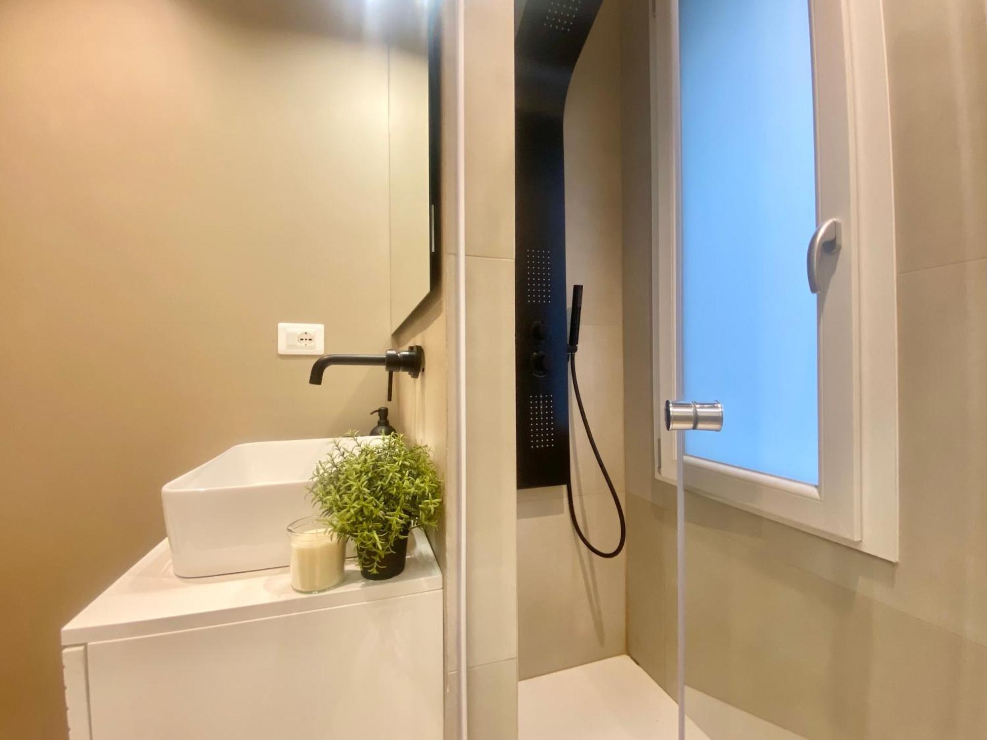 Casaviva - Apartment In The Historic Center - Sea Genua Buitenkant foto
